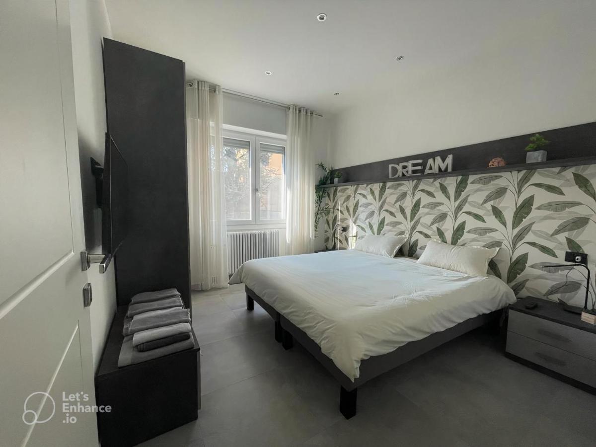 R39 Modern Apartment With Private Parking Milán Exterior foto